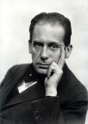 Walter Gropius, fondatore del Bauhaus